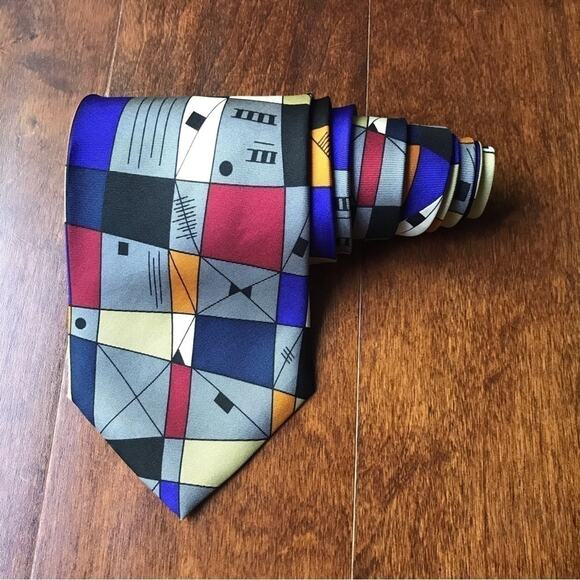 Guggenheim Other - Vintage Guggenheim Museum 100% Silk Tie, Super Cool Abstract Design